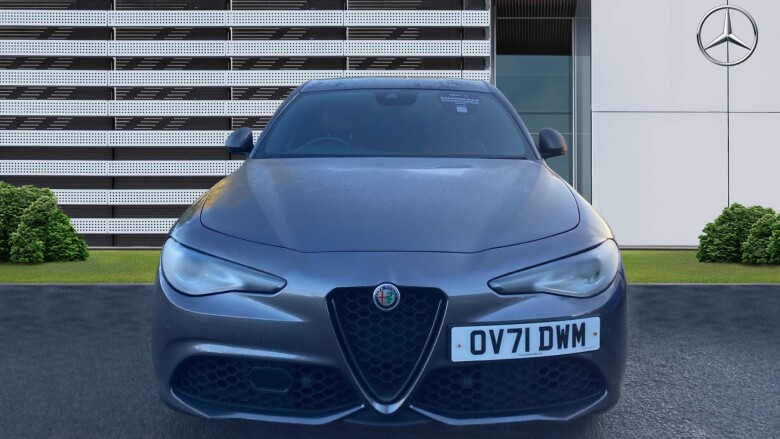 Alfa Romeo Giulia 2.0 TB 280 Veloce [Performance brake] 4dr Auto Petrol Saloon
